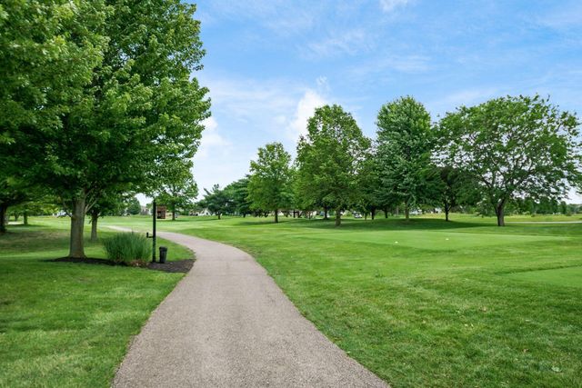 886 Ballater Drive, Delaware, OH 43015
