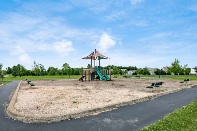 886 Ballater Drive, Delaware, OH 43015
