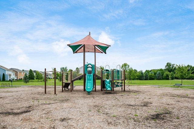 886 Ballater Drive, Delaware, OH 43015