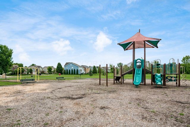 886 Ballater Drive, Delaware, OH 43015