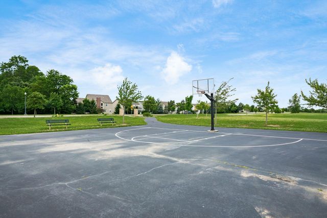 886 Ballater Drive, Delaware, OH 43015