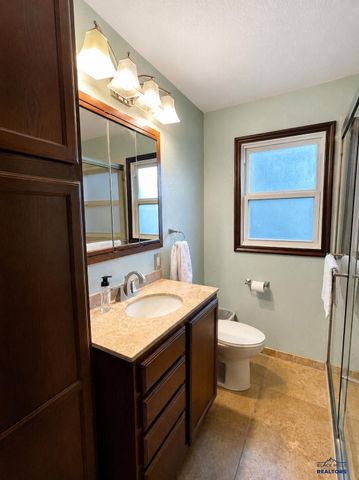 624 ST ANDREW, Rapid City, SD 57701