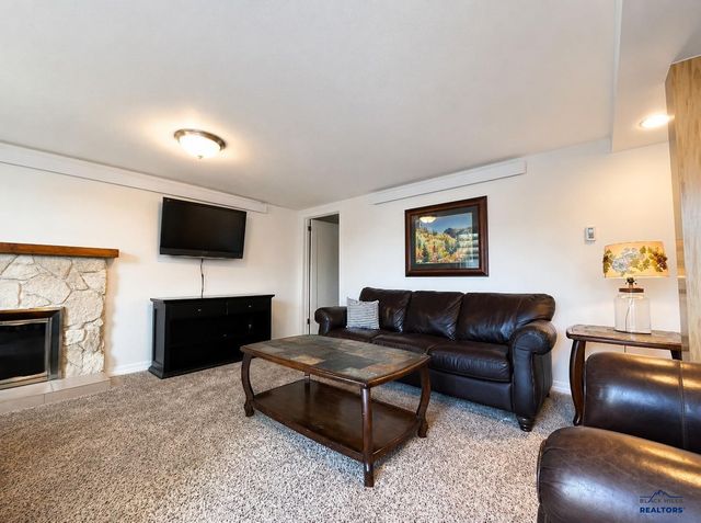 624 ST ANDREW, Rapid City, SD 57701