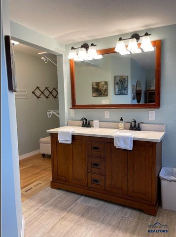 624 ST ANDREW, Rapid City, SD 57701
