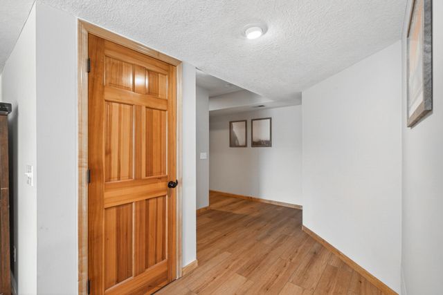 7319 Fawn Hill Road, Chanhassen, MN 55317