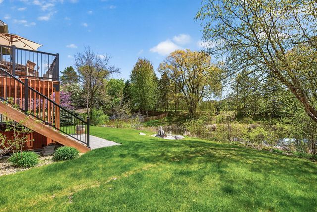 7319 Fawn Hill Road, Chanhassen, MN 55317