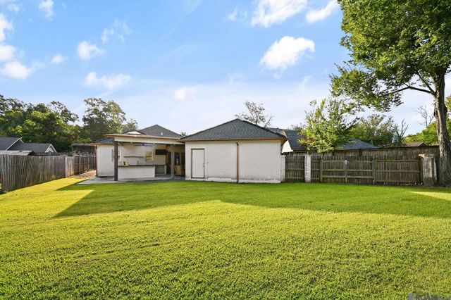 1180 Cyril Ave, Baton Rouge, LA 70806