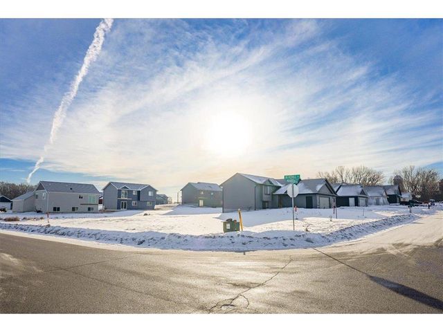 199 Wood Duck Lane, Baldwin, WI 54002