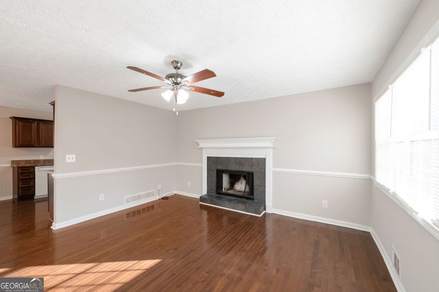 30 Vickie Drive, Hiram, GA 30141