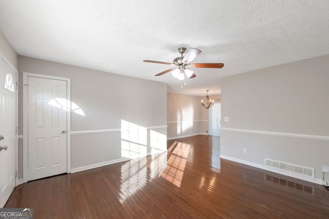 30 Vickie Drive, Hiram, GA 30141