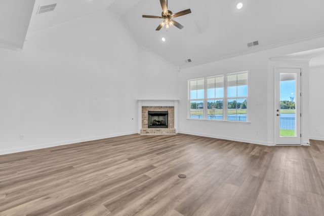 5367 KAITLYNN ROSE DR W, Lakeland, TN 38002