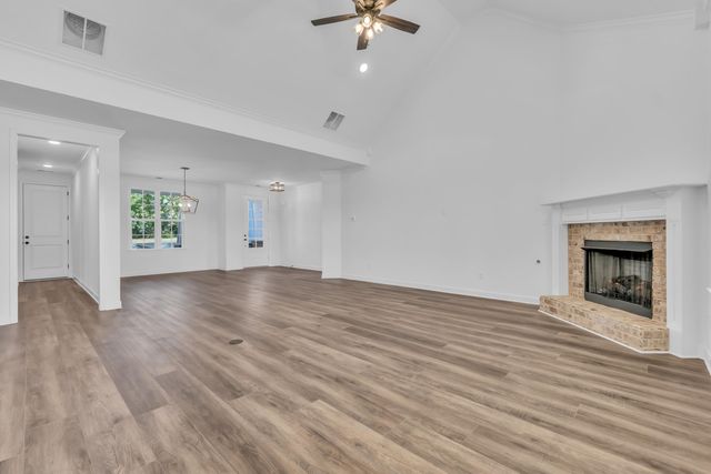 5367 KAITLYNN ROSE DR W, Lakeland, TN 38002