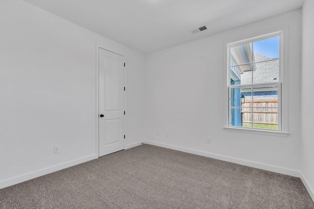 5367 KAITLYNN ROSE DR W, Lakeland, TN 38002