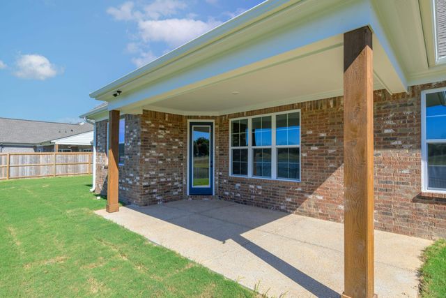 5367 KAITLYNN ROSE DR W, Lakeland, TN 38002