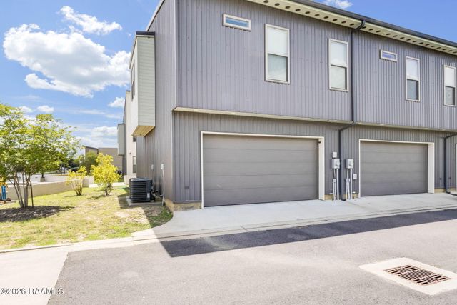 124 Canvasback Drive, Youngsville, LA 70592