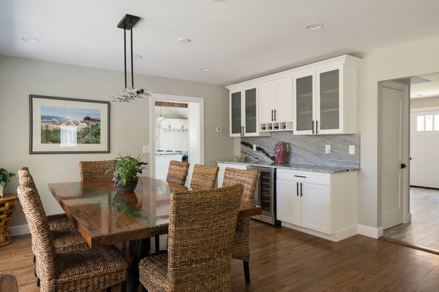 11 Walnut St, Freetown, MA 02702