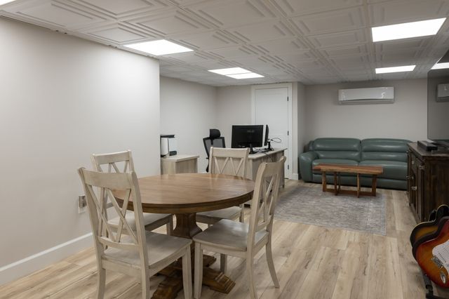 11 Walnut St, Freetown, MA 02702