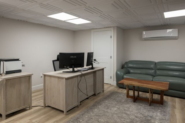 11 Walnut St, Freetown, MA 02702