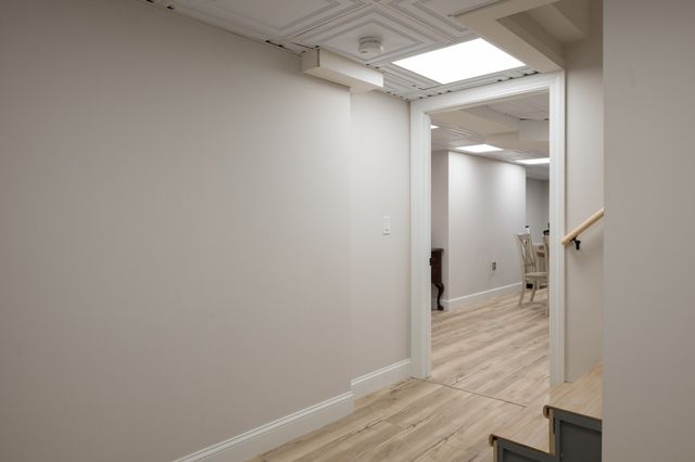11 Walnut St, Freetown, MA 02702