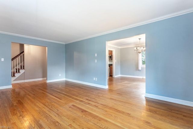 130 Stage RD, Newport News, VA 23606