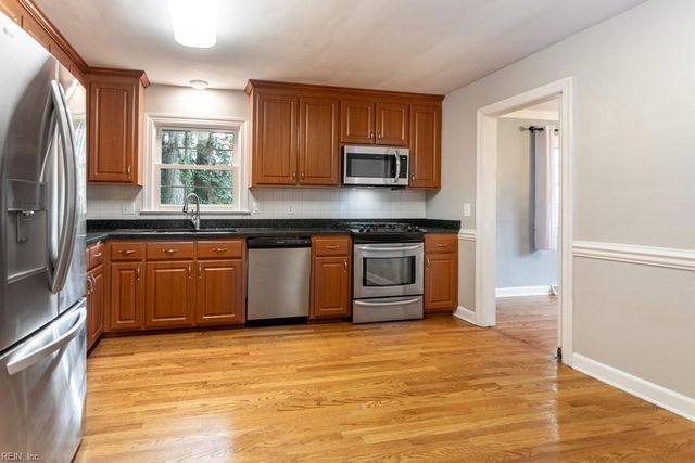 130 Stage RD, Newport News, VA 23606