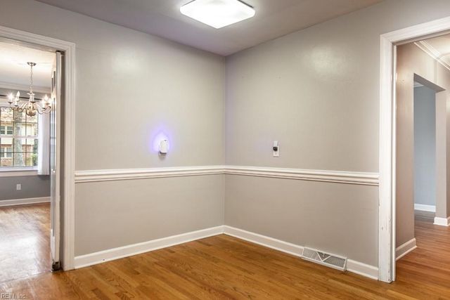 130 Stage RD, Newport News, VA 23606