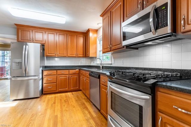 130 Stage RD, Newport News, VA 23606