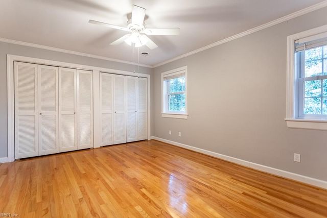 130 Stage RD, Newport News, VA 23606