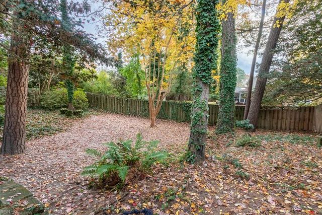 130 Stage RD, Newport News, VA 23606