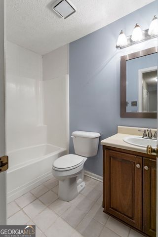 616 Sandy Run Drive, Hinesville, GA 31313