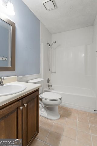 616 Sandy Run Drive, Hinesville, GA 31313