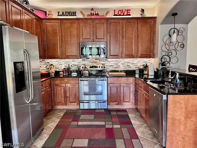 9126 Chula Vista ST 12301, Naples, FL 34113
