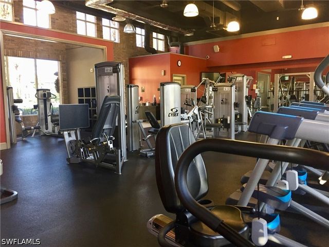 9126 Chula Vista ST 12301, Naples, FL 34113