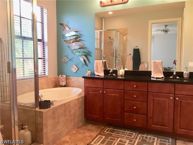 9126 Chula Vista ST 12301, Naples, FL 34113