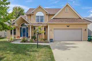 1411 BROOKHAVEN Drive, Mahomet, IL 61853