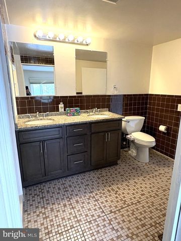 512 DENNIS AVE, Silver Spring, MD 20901