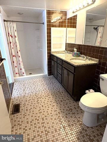 512 DENNIS AVE, Silver Spring, MD 20901