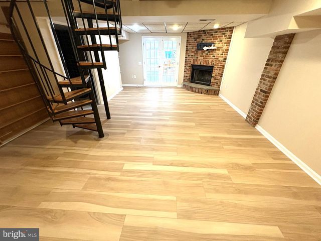 512 DENNIS AVE, Silver Spring, MD 20901