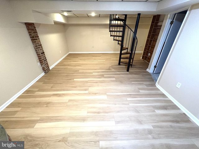 512 DENNIS AVE, Silver Spring, MD 20901