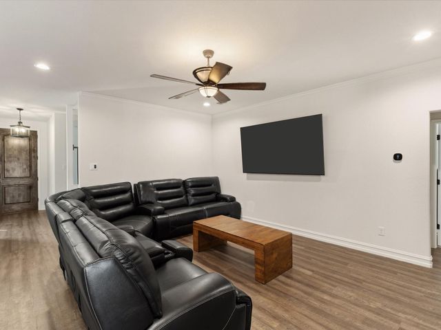 2501 Bunker Hill Drive, Burleson, TX 76028