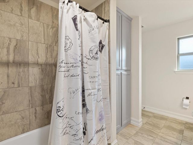 2501 Bunker Hill Drive, Burleson, TX 76028