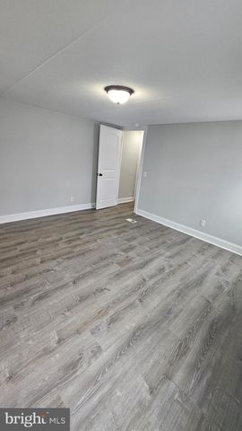 12 SUSAN ST, Stafford, VA 22556