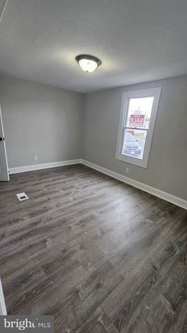 12 SUSAN ST, Stafford, VA 22556