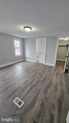 12 SUSAN ST, Stafford, VA 22556