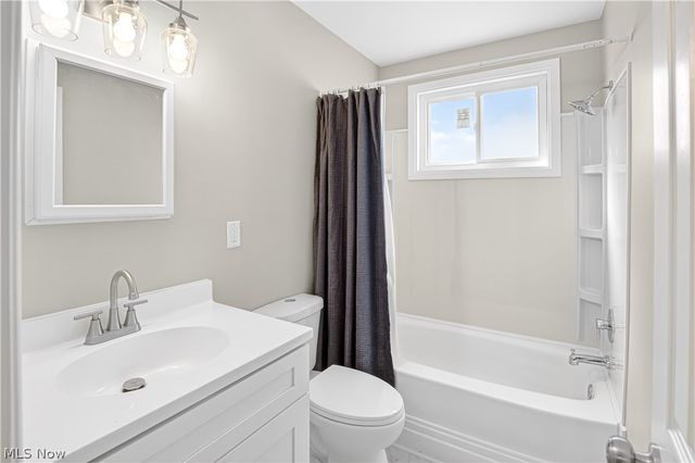 317 E 312th Street, Willowick, OH 44095