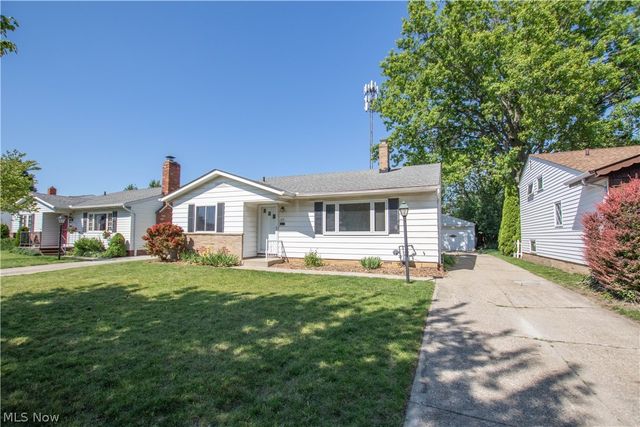 317 E 312th Street, Willowick, OH 44095