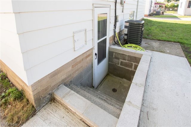 317 E 312th Street, Willowick, OH 44095