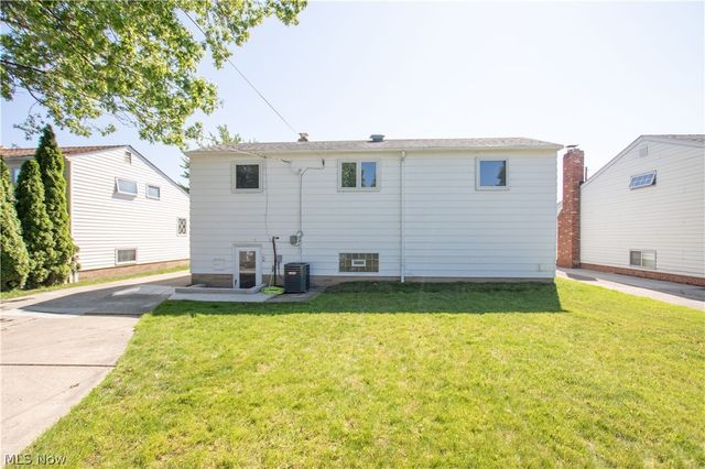 317 E 312th Street, Willowick, OH 44095