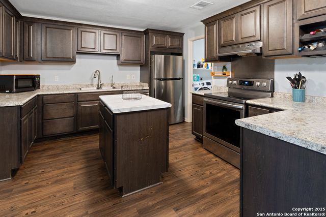 7354 Clipper Oak, San Antonio, TX 78249