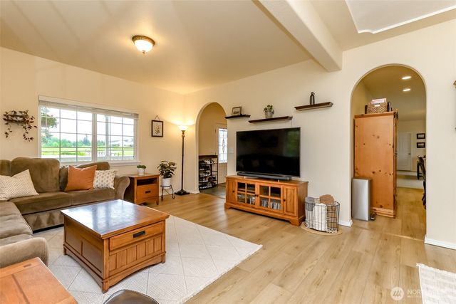 14146 Solberg Road SE, Yelm, WA 98597